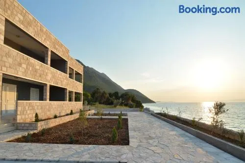 Apartments Dubas - Image 1