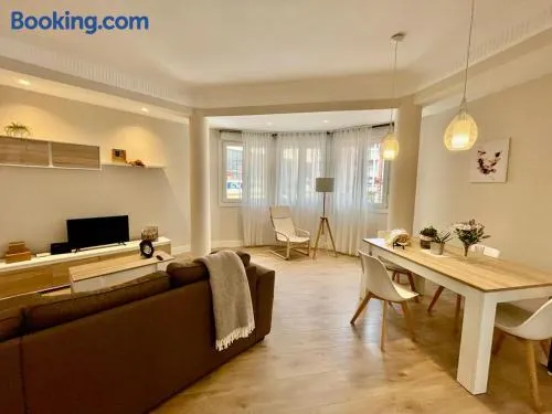 Precioso apartamento en el centro de Barakaldo - Image 1