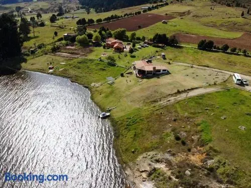 Casa frente al lago - Toca, Boyacá - Image 1