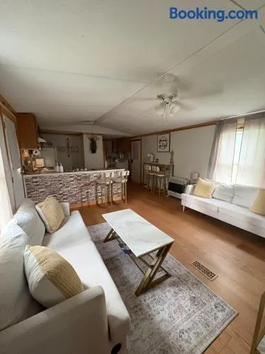 Cozy cottage close to the Blue Ridge Parkway - Image 1