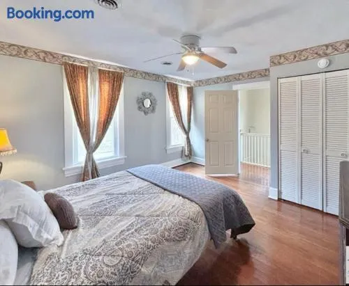 The Honey Home - Image 1