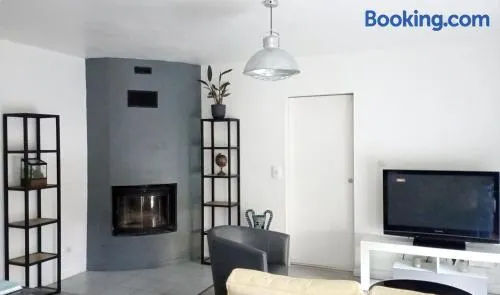 Maison avec terrasse - Image 1