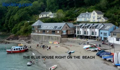 The Old Admiralty Boathouse - at Cawsand Beach - Image 1