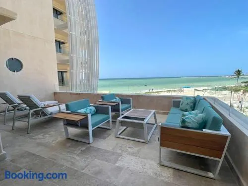 Beachfront condo in Progreso - Image 1