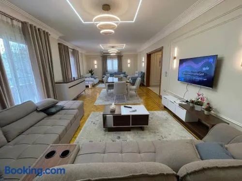 Luxury apartment with a great view in the center of Maadi - Image 1