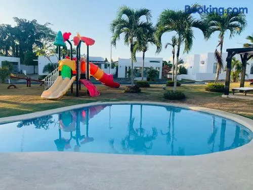 Enjoy a beautiful beach house in Panamá - Image 1
