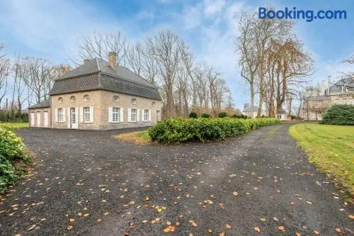 Charming villa in the heart of a historic estate - Image 1