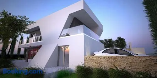 Villa Skyline- near beach and city center with heated pool - Image 1