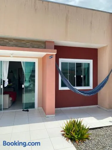 Casa em Praia de Leste a 900 metros do mar - Image 1