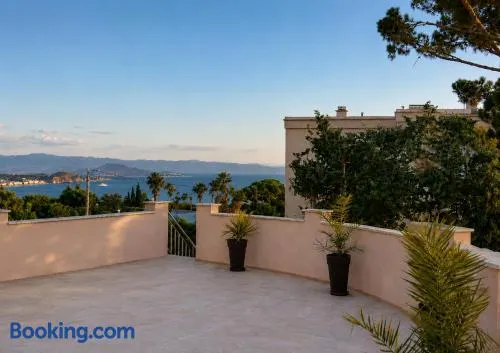 Villa Panorama Bandol Port & Plage à Pied - Image 1