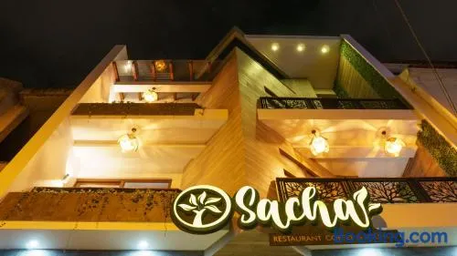 Hotel Sacha Golden - Image 1