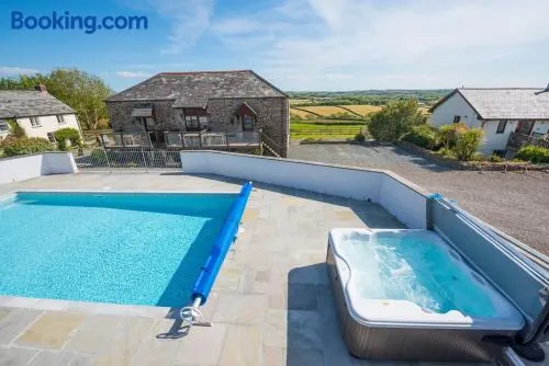 2 Bed in Marhamchurch oc-s34752 - Image 1