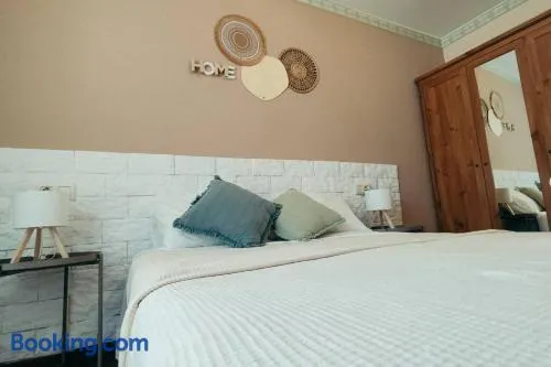 Encanto rural con gran terraza - Image 1