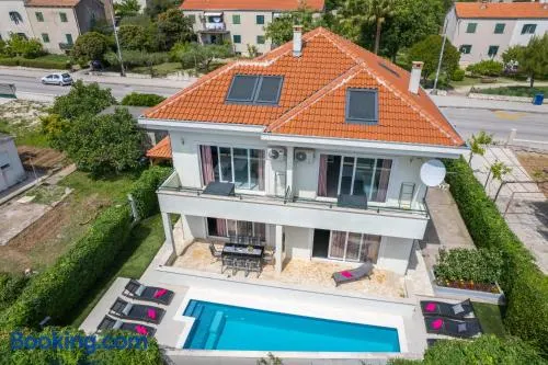 Villa Barbara-Kastela with heated pool - Image 1