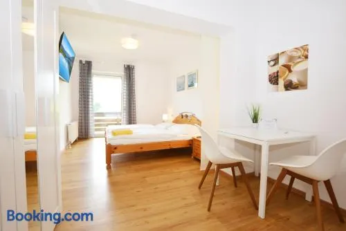 Sonniges Apartment mit Balkon in Ruhelage - Image 1
