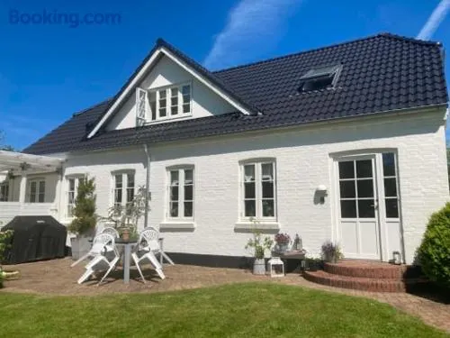 Private country side apartment - Image 1