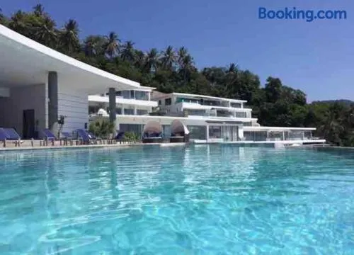 Luxury Penthouse with Private Pool at View Phuket F9 - Image 1