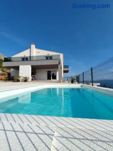 Villa M&M - Image 1