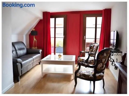 maison de ville de 2 jusqu'à 6 personnes avec garage et terrasse - Image 1