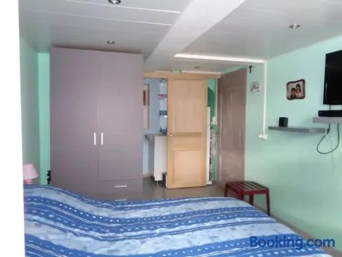 Apartment Philippeville 18 m² Garden - Image 1