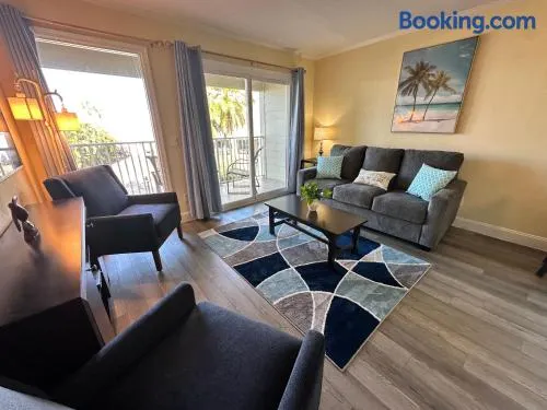 Newly remodeled condo with sunset views! Family owned and managed to make your stay the best it can be! - Image 1