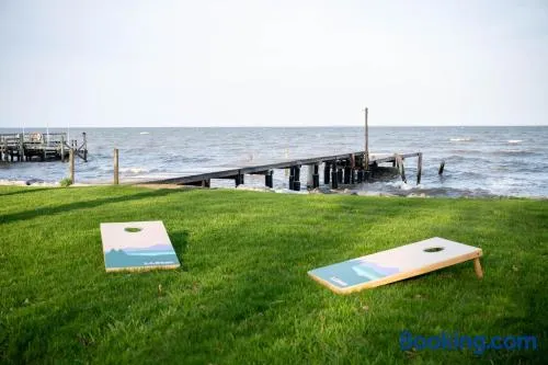 Waterfront Lux Cottage With Amazing Views Near DC - Image 1