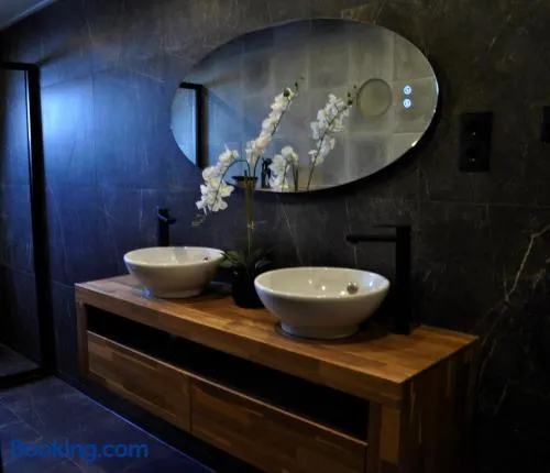 Huis nummer 7 met sauna en 3 slaapkamers - Image 1
