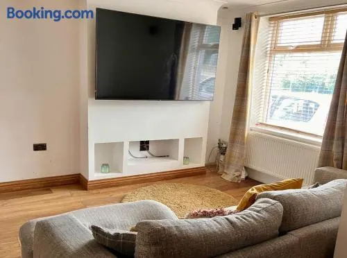 Modern Newly Renovated 3 Story House in Ebbw Vale - Image 1
