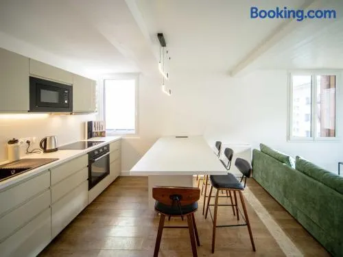 Appartement Lumineux Bourg Saint Maurice - Image 1