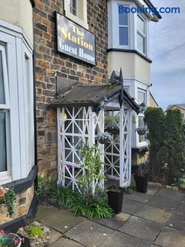 Station Guesthouse - Self entry via keypad inc parking - Image 1