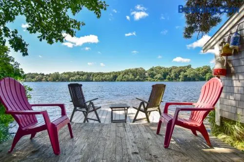 10 ft from Crystal Lake New renovation - Image 1