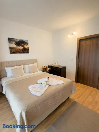 Lazorja Rooms - Image 1