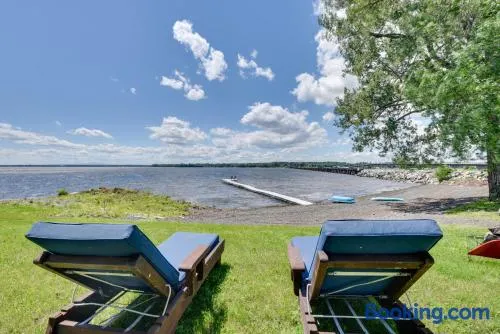 Lakefront Retreat w Shared Dock & Fire Pit - Image 1