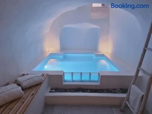Loveroom La Cesarine Jacuzzi privé - Image 1