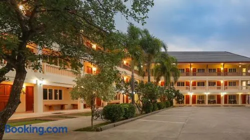 Poonnagunn hotel - Image 1