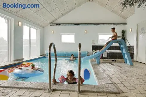 Luksus-poolhus B5 - Image 1