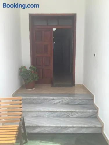 Toma Hotel - Image 1