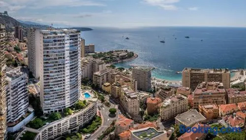 Seaview, Pool and Gym! In Monaco - Image 1