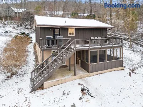Mountain Retreat w 2 Living Spaces & Scenic Deck - Image 1
