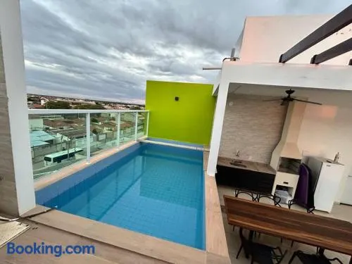 Apto cobertura com piscina - 2 quartos - Image 1