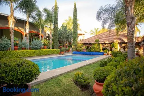 Hotel El Dorado - cerca de Chapala y del Aeropuerto - Image 1
