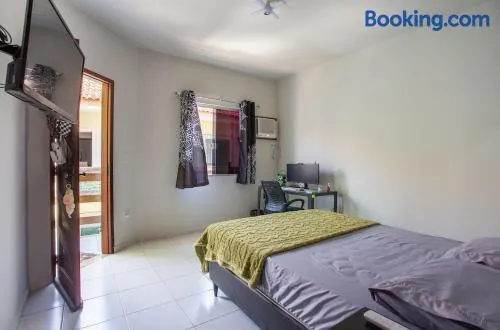 Casa de Vila Duplex, perto do Centro - Image 1