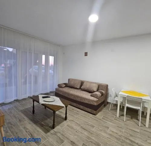Apartman Gong - Image 1