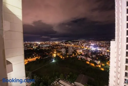 33rd floor luxury apartment spa & fitness - Image 1