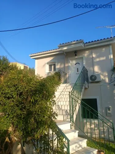 Kommeno dream garden - Image 1