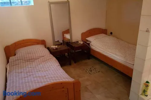 Ferienwohnung und Monteurwohnung mit großer begehbarer Dusche - Image 1