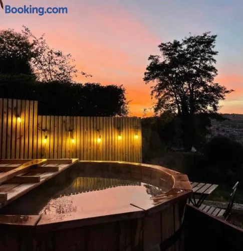 Secluded lodge with spectacular views and hot tub! - Image 1