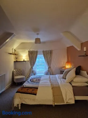 Whitstone getaway - Image 1