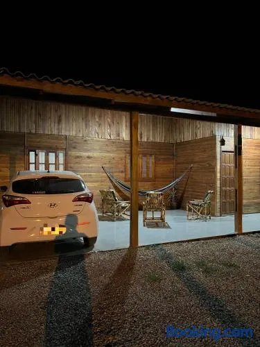 Quarto em casa familiar - Image 1