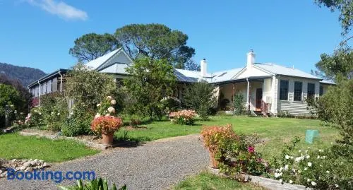 The Old School Bed and Breakfast - Image 1